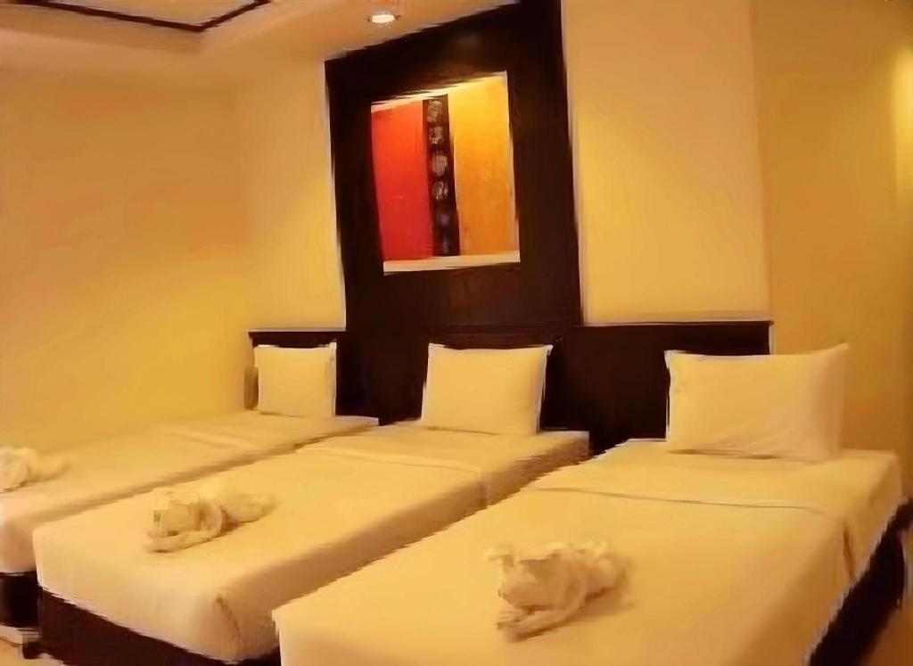 Hotel Grand Pinnacle