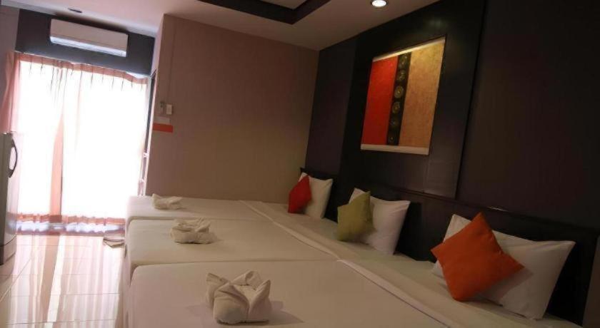 Hotel Grand Pinnacle