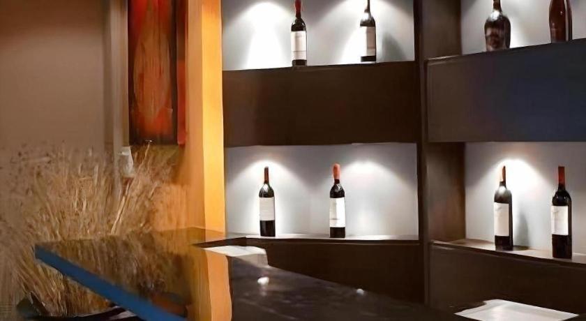 Hotel Grand Pinnacle 3*